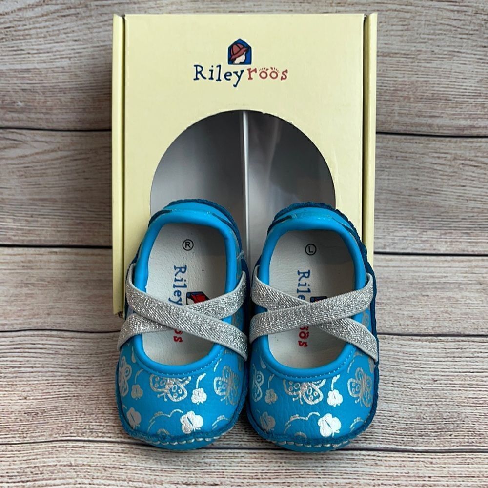Infant Slip-on Shoes - Picture 2 of 9